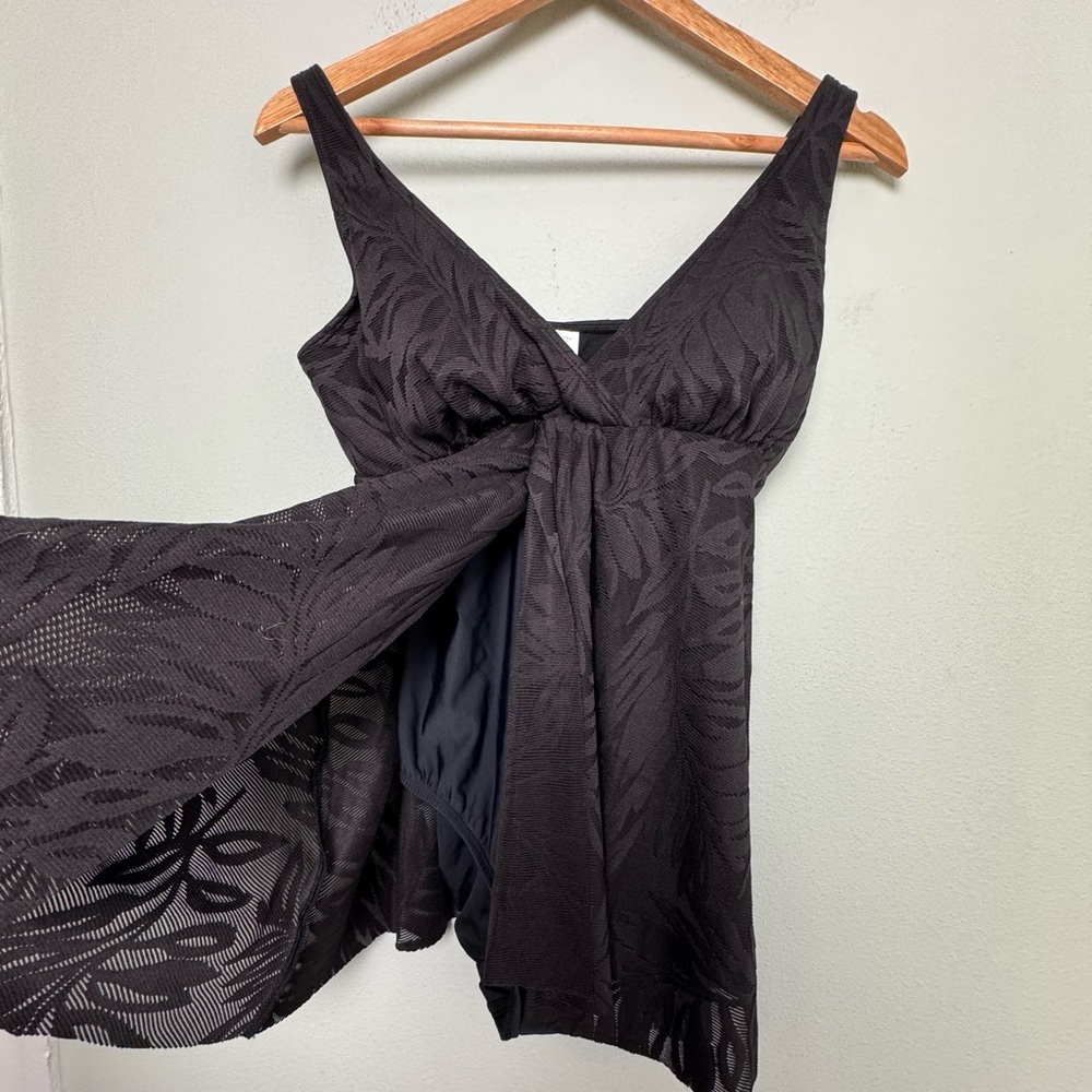 Swim Solutions Women's Tummy-Control Swim Dress Modest Vacation Travel Sz 12 NEW - Picture 8 of 12